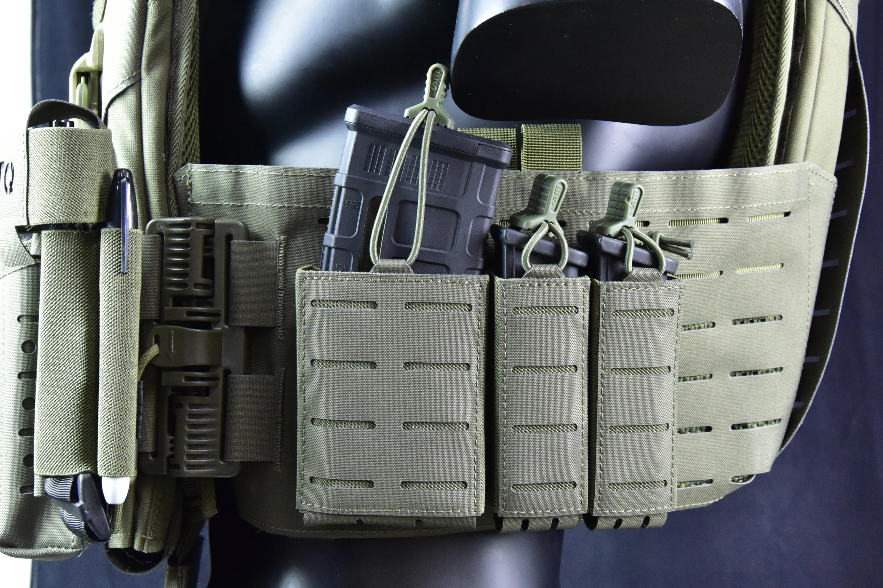 Tactical Triple Mag Pouch Mag Carrier 9mm 5.56 Molle Pouch Laser Cut Tool Pouch Quick Draw Holder molle Universal