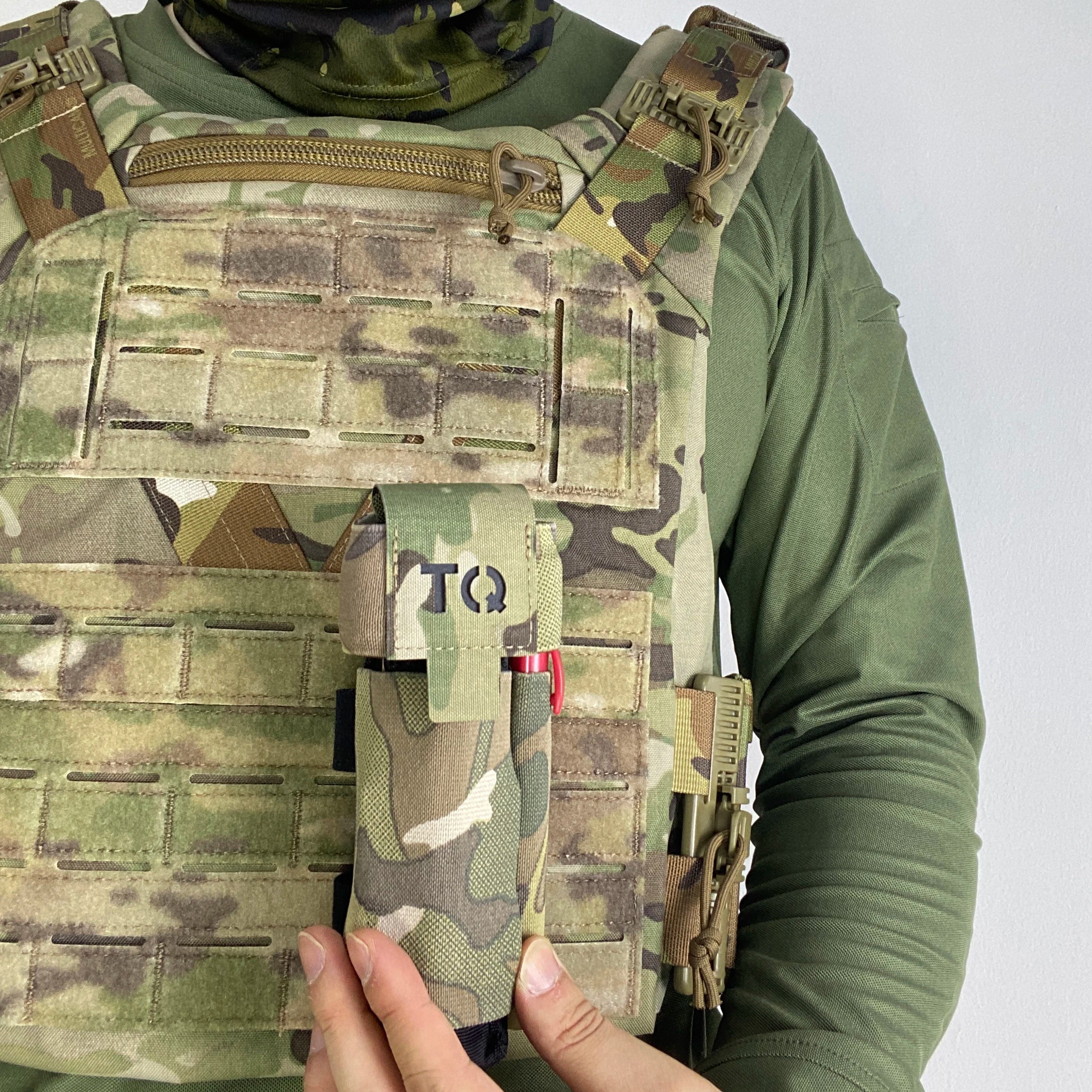 Tactical Molle Elastic Quick-Release TQ Pouch Molle Version Multi Direction Adjustable Tourniquet and Marker Holder